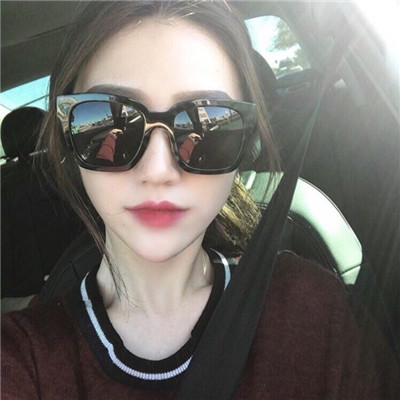 霸气花臂纹身女生头像图片