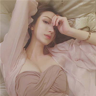 下载女生头像带字图片图片