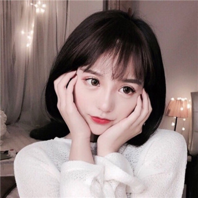 qq灰色头像女生带文字图片