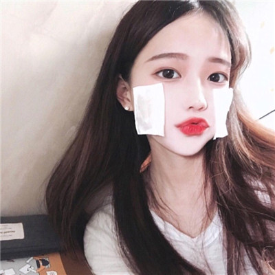 qq灰色头像女生带文字图片