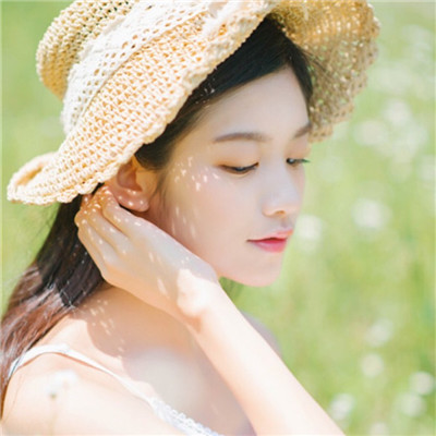 殴美头像女生头像简约图片