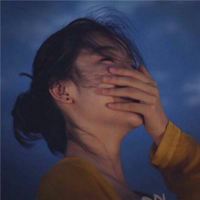 qq头像女生画中画最新