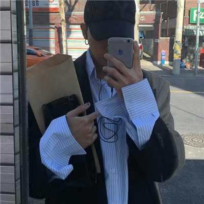 男生兄弟头像高冷图片