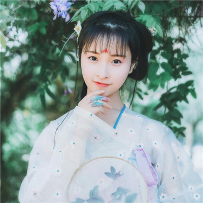 好看的女生白衬衫头像图片