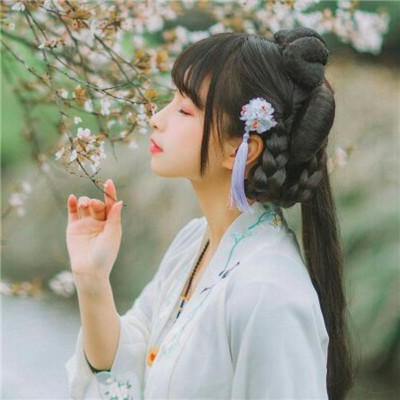 好看的女生白衬衫头像图片