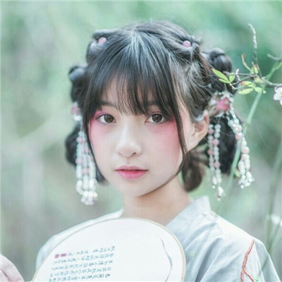 好看的女生白衬衫头像图片