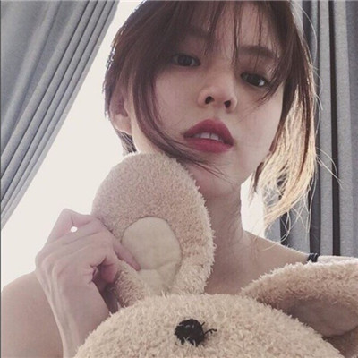 手绘女生头像彩色大全图片