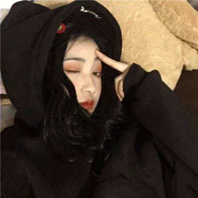 qq头像可爱小清新女生图片