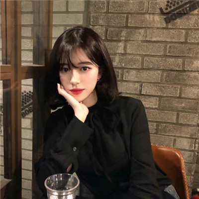 qq头像中年女生头像图片