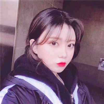 qq头像中年女生头像图片