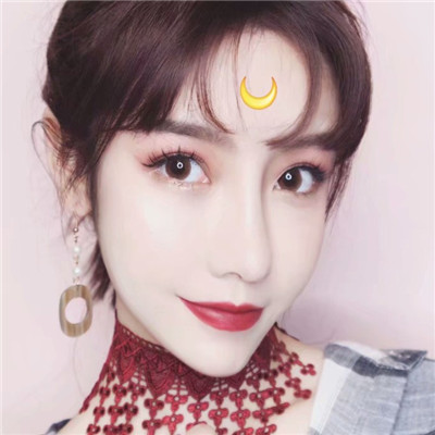 qq头像带血女生头像图片