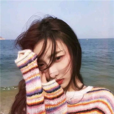 qq头像带血女生头像图片