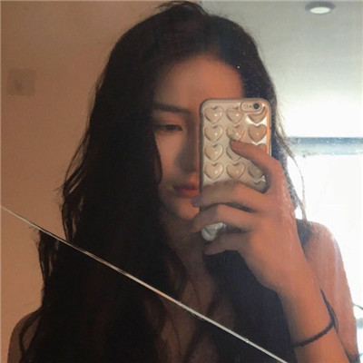 qq高清女生头像带字图片