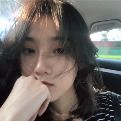 qq高清女生头像带字图片