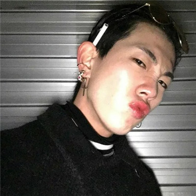 2018最新女头像男生一点抵抗力都没有图片