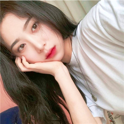 关于qq头像的图片女生图片