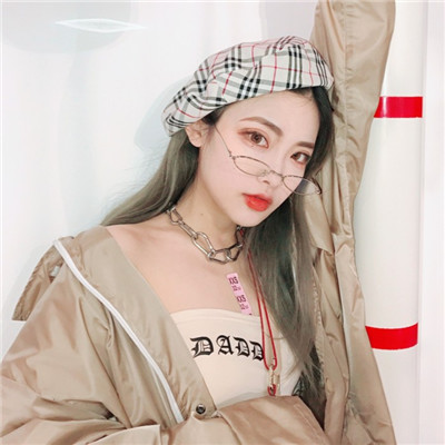 关于qq头像的图片女生图片