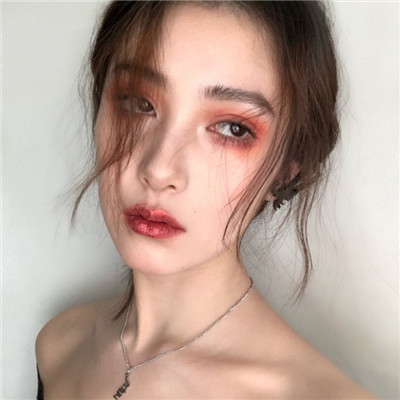 qq头像最美的女生头像图片