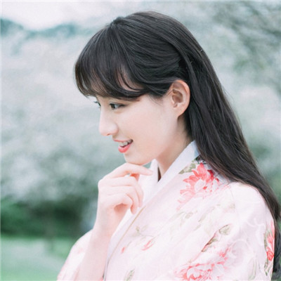 个性霸气女生带字头像图片