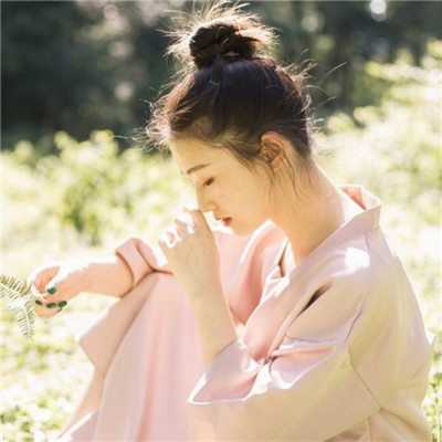 短发女生闺密头像两张图片
