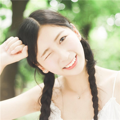 短发女生闺密头像两张图片
