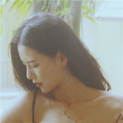 短发女生闺密头像两张图片
