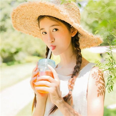 短发女生闺密头像两张图片