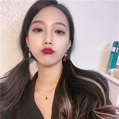 动漫背影霸气女生头像图片