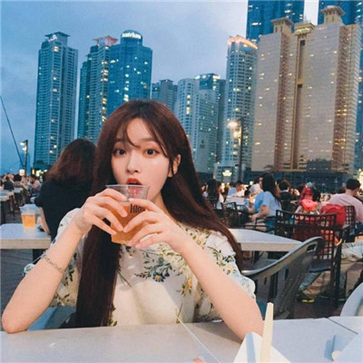 qq头像女生个性戴帽子图片