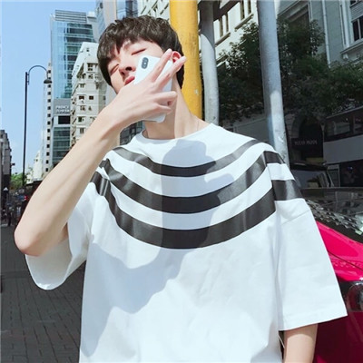 16 16的图片动漫黑白头像男生图片