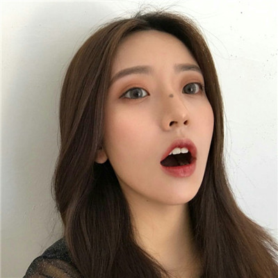 一张图两个人女生头像图片