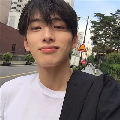 2018最流行的抖音头像冷酷帅男超奶男生头像漫画图片图片
