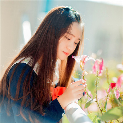 有纹身的动漫女生头像图片