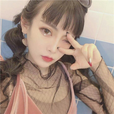 qq头像女生背景黑白图片