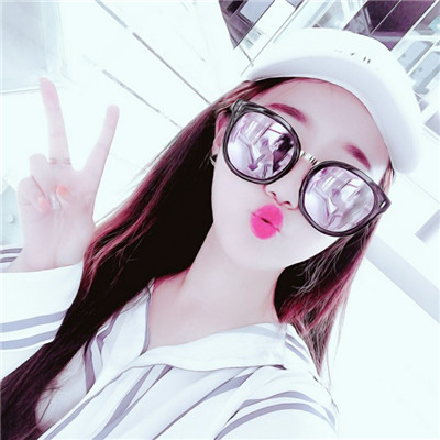 qq头像女生背景黑白图片