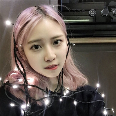 霸气侧漏qq头像女生图片