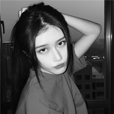 qq高清女生头像带字图片