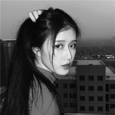 qq高清女生头像带字图片