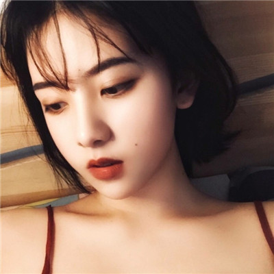 qq高清女生头像带字图片