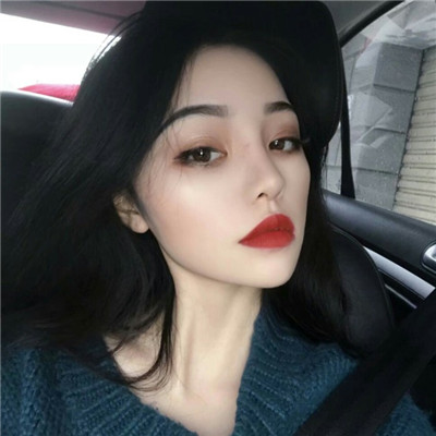 短发女生头像气质高冷图片