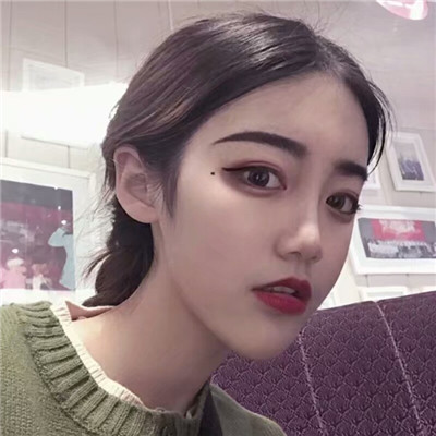 短发女生头像气质高冷图片