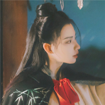 白色衬衫头像女生头像图片