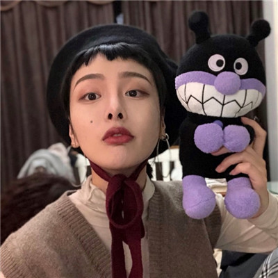 女生抽烟伤感带字头像图片