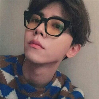 白纱蒙眼男生头像动漫图片