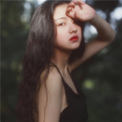 女生qq头像穿牛仔衣图片