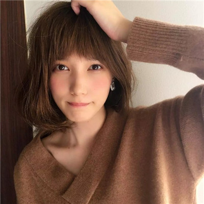 qq手绘简约头像女生图片
