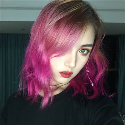 qq女生头像潮流黑白图片