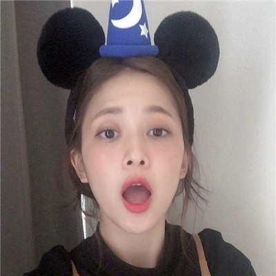 带帽子的qq女生头像图片