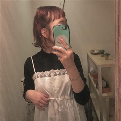 带帽子的qq女生头像图片