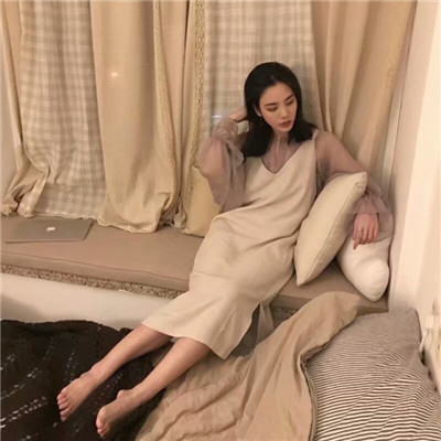 女生带字qq头像背影图片